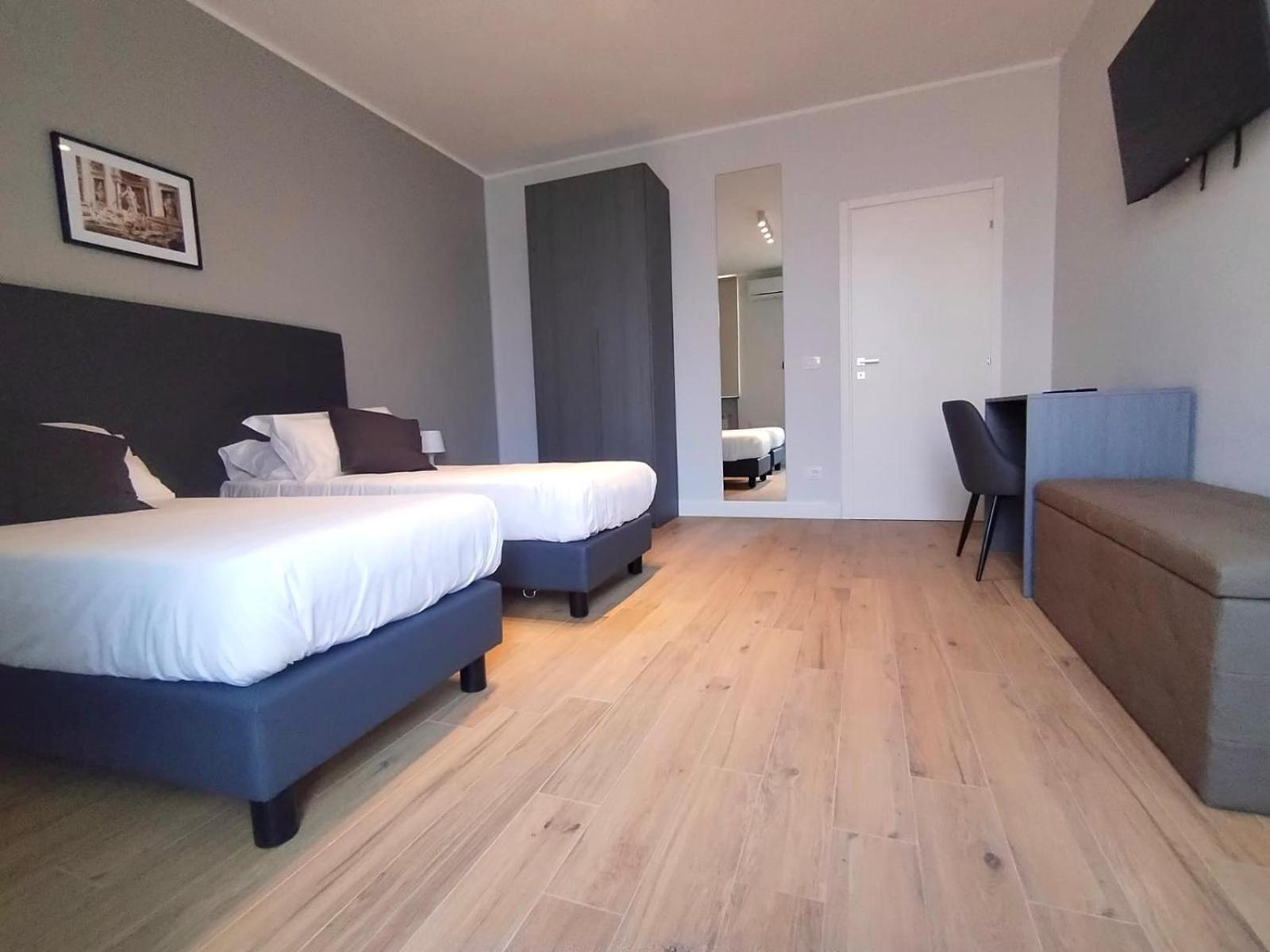 Hh Hermoso Housing Asti Exterior foto